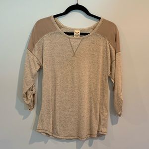 Tan 3/4 sleeve shirt